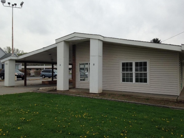 Economy Inn - Lafayette image 1