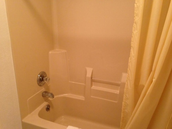 Economy Inn - Lafayette image 6